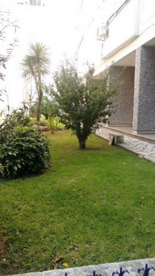 VERSALLES,3AMB,FRENT,BALCON,BAULERA, MUY BUEN ESTADO/UBICACION,LUMINOSO, AMPLIO,EDIFICIO TORRE,
