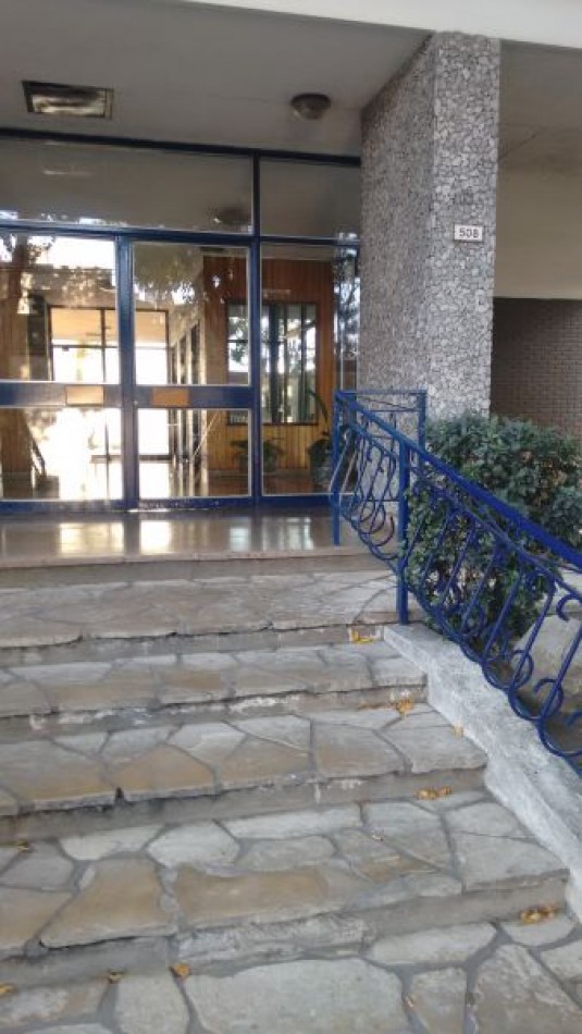 VERSALLES,3AMB,FRENT,BALCON,BAULERA, MUY BUEN ESTADO/UBICACION,LUMINOSO, AMPLIO,EDIFICIO TORRE,