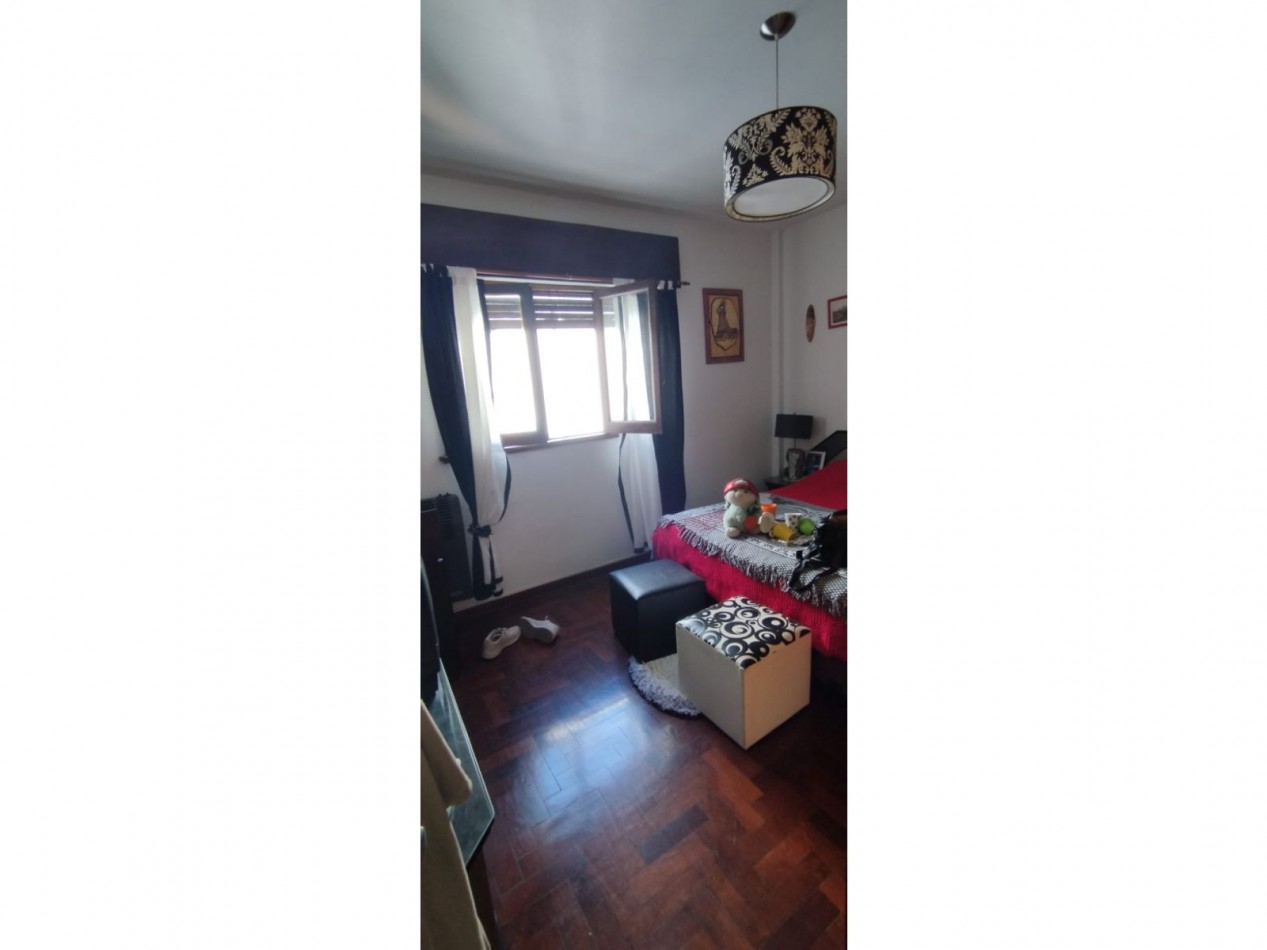 VILLA GENERAL MITRE/2 AMB, 2 PISO ESCALERA, BUENA UBICACION, BAJO MANTENIMIENTO,OPORTUNIDAD,