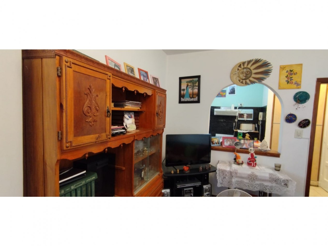 VILLA GENERAL MITRE/2 AMB, 2 PISO ESCALERA, BUENA UBICACION, BAJO MANTENIMIENTO,OPORTUNIDAD,