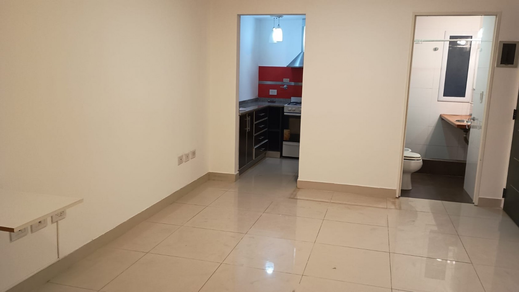 V/PUEYRREDON/MONOAMB,/VIVIENDA/ USO COMERCIAL/AP.PROFESIONAL/PATIO/,LAVADERO/DIGNO DE VER, BAJAS EXPENSAS,