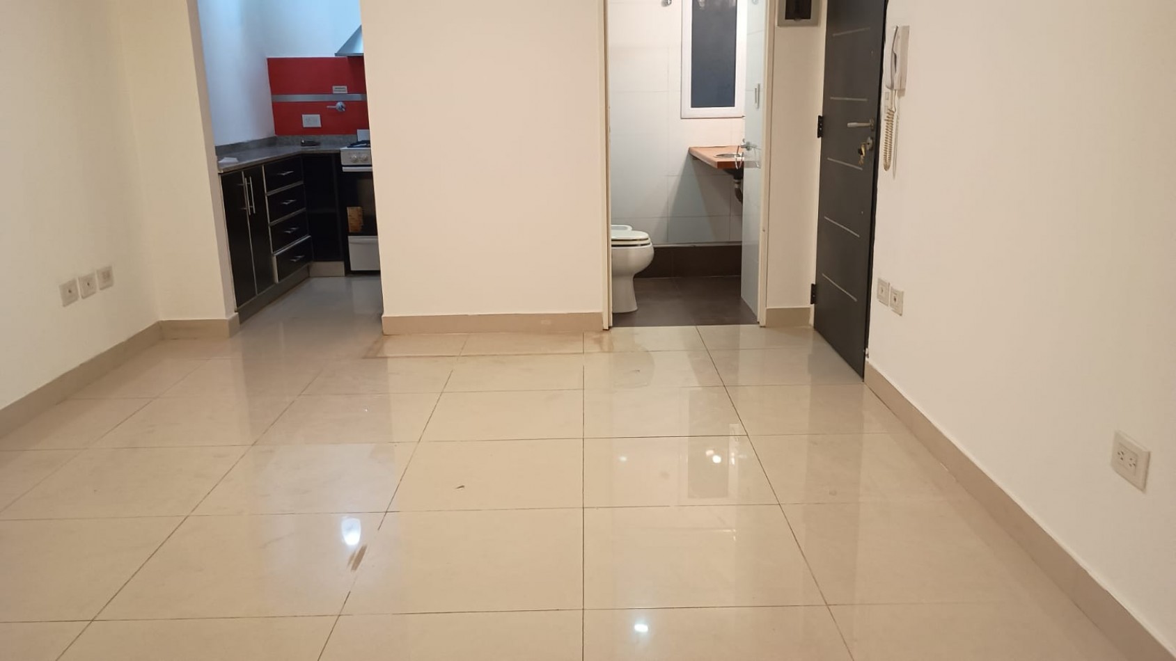 V/PUEYRREDON/MONOAMB,/VIVIENDA/ USO COMERCIAL/AP.PROFESIONAL/PATIO/,LAVADERO/DIGNO DE VER, BAJAS EXPENSAS,