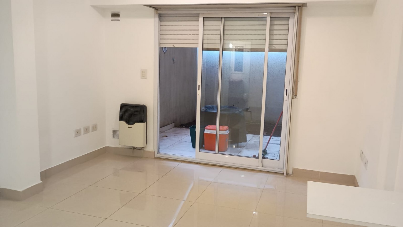 V/PUEYRREDON/MONOAMB,/VIVIENDA/ USO COMERCIAL/AP.PROFESIONAL/PATIO/,LAVADERO/DIGNO DE VER, BAJAS EXPENSAS,