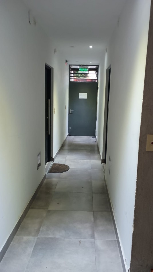 V/PUEYRREDON/MONOAMB,/VIVIENDA/ USO COMERCIAL/AP.PROFESIONAL/PATIO/,LAVADERO/DIGNO DE VER, BAJAS EXPENSAS,