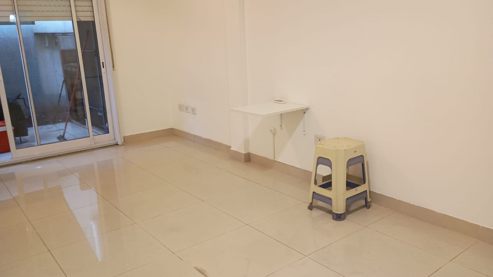 V/PUEYRREDON/MONOAMB,/VIVIENDA/ USO COMERCIAL/AP.PROFESIONAL/PATIO/,LAVADERO/DIGNO DE VER, BAJAS EXPENSAS,