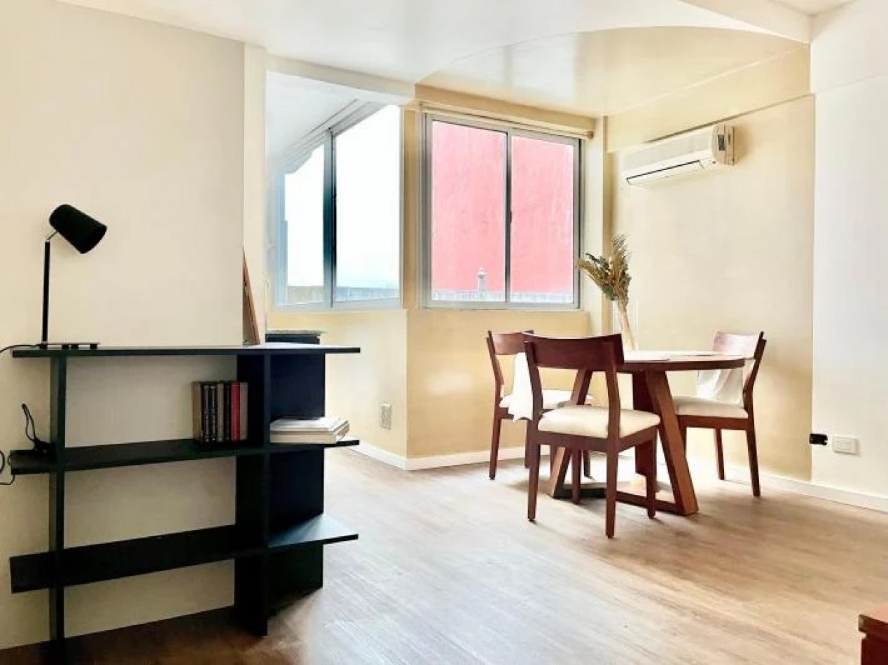 PARQUE CHACABUCO 2AMB,2 PISO ESCALERA, COMODO AMPLIO, APTO PROFESIONAL, MUY BUEN ESTADO GENERAL Y UBICACION,OPORTUNIDAD