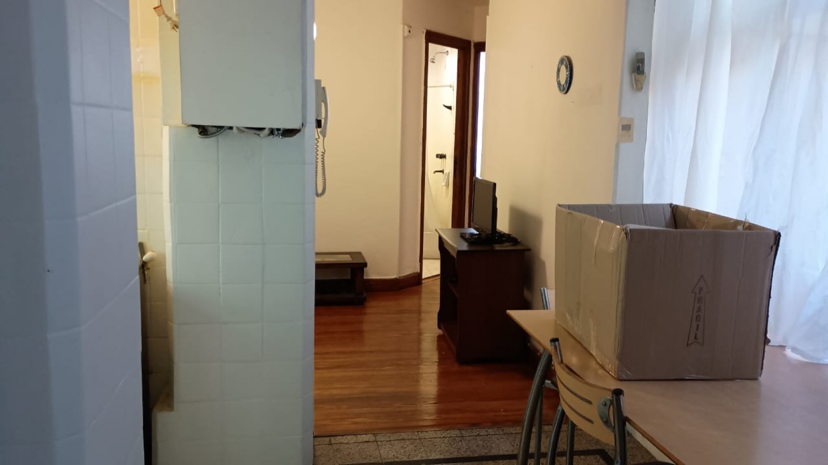 Centro,3ambientes,1 piso,lateral,interno,muy buen estado general y ubicacion,apto credito, ideal:inversores para alquiiler temporario, oportunidad