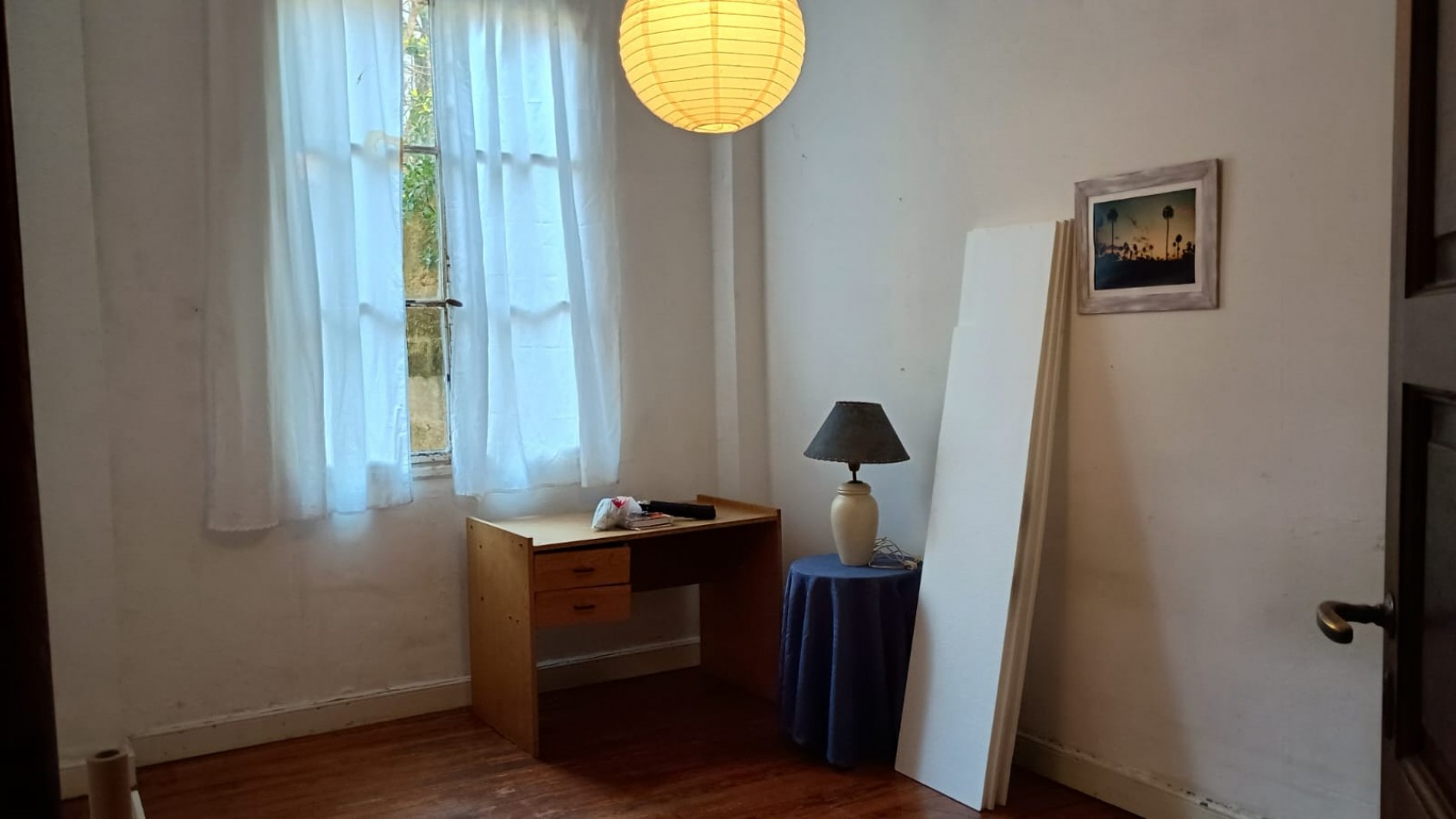 Centro,3ambientes,1 piso,lateral,interno,muy buen estado general y ubicacion,apto credito, ideal:inversores para alquiiler temporario, oportunidad