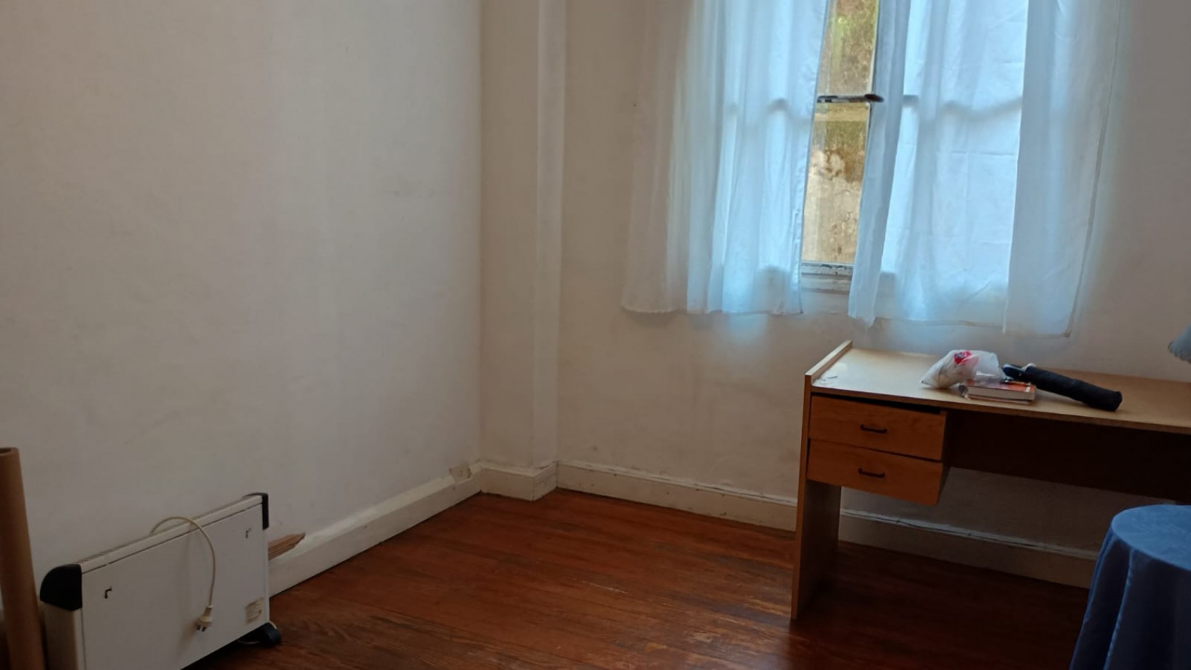 Centro,3ambientes,1 piso,lateral,interno,muy buen estado general y ubicacion,apto credito, ideal:inversores para alquiiler temporario, oportunidad
