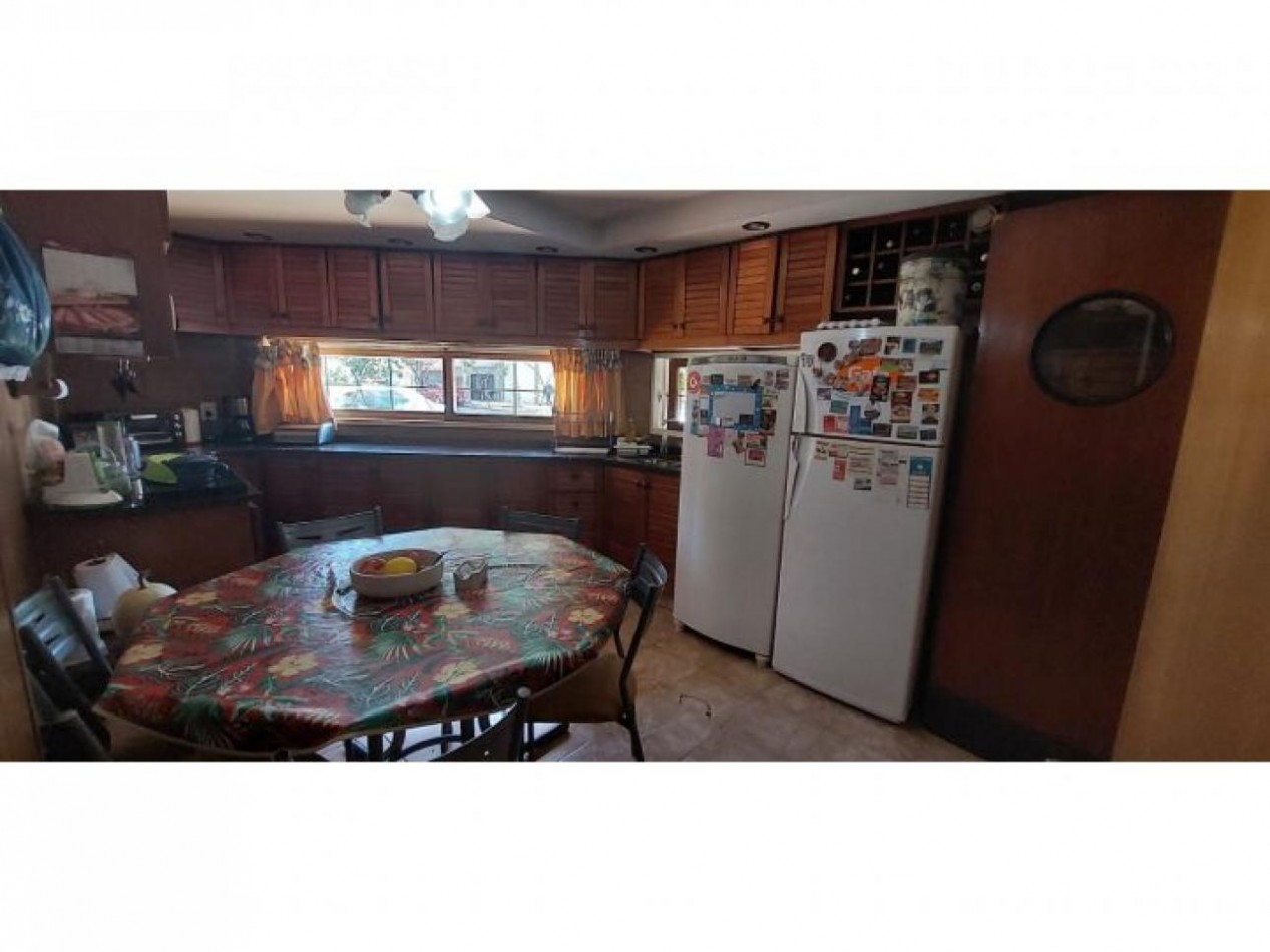 Casa; e/venta,5ambt,Liniers,excelente estado, oportunidad