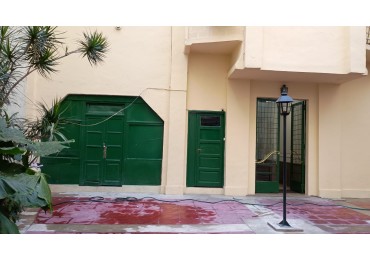 Centro,3ambientes,1 piso,lateral,interno,muy buen estado general y ubicacion,apto credito, ideal:inversores para alquiiler temporario, oportunidad